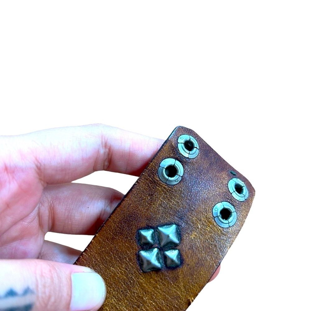 Vintage Leather Cuff with Southwestern design Turquoise and Silver Flower Design - Picture 2 of 8